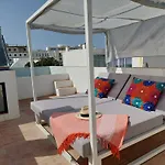 Cosy Terrace House - Design, Comfort, Micro-pool, Location In 펜션 *
