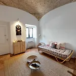 펜션 Cosy Terrace House - Design, Comfort, Micro-pool, Location In