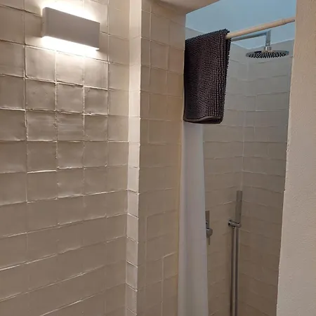 Cosy Terrace House - Design, Comfort, Micro-pool, Location In Vakantiehuis Olhão