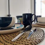 Cosy Terrace House - Design, Comfort, Micro-pool, Location In بيت للعطل