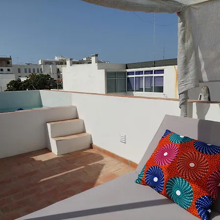 Cosy Terrace House - Design, Comfort, Micro-pool, Location In Olhao